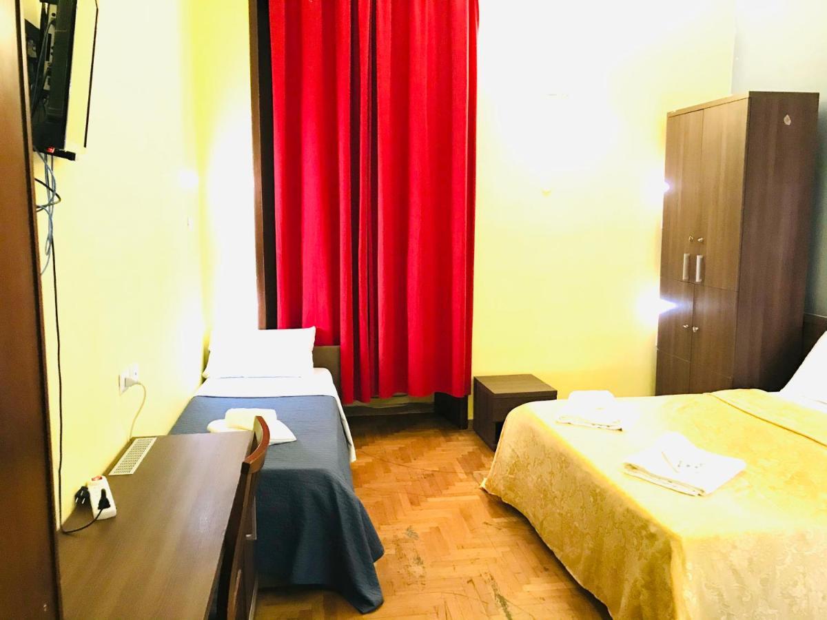 Holiday Rome Termini Hotel Ngoại thất bức ảnh