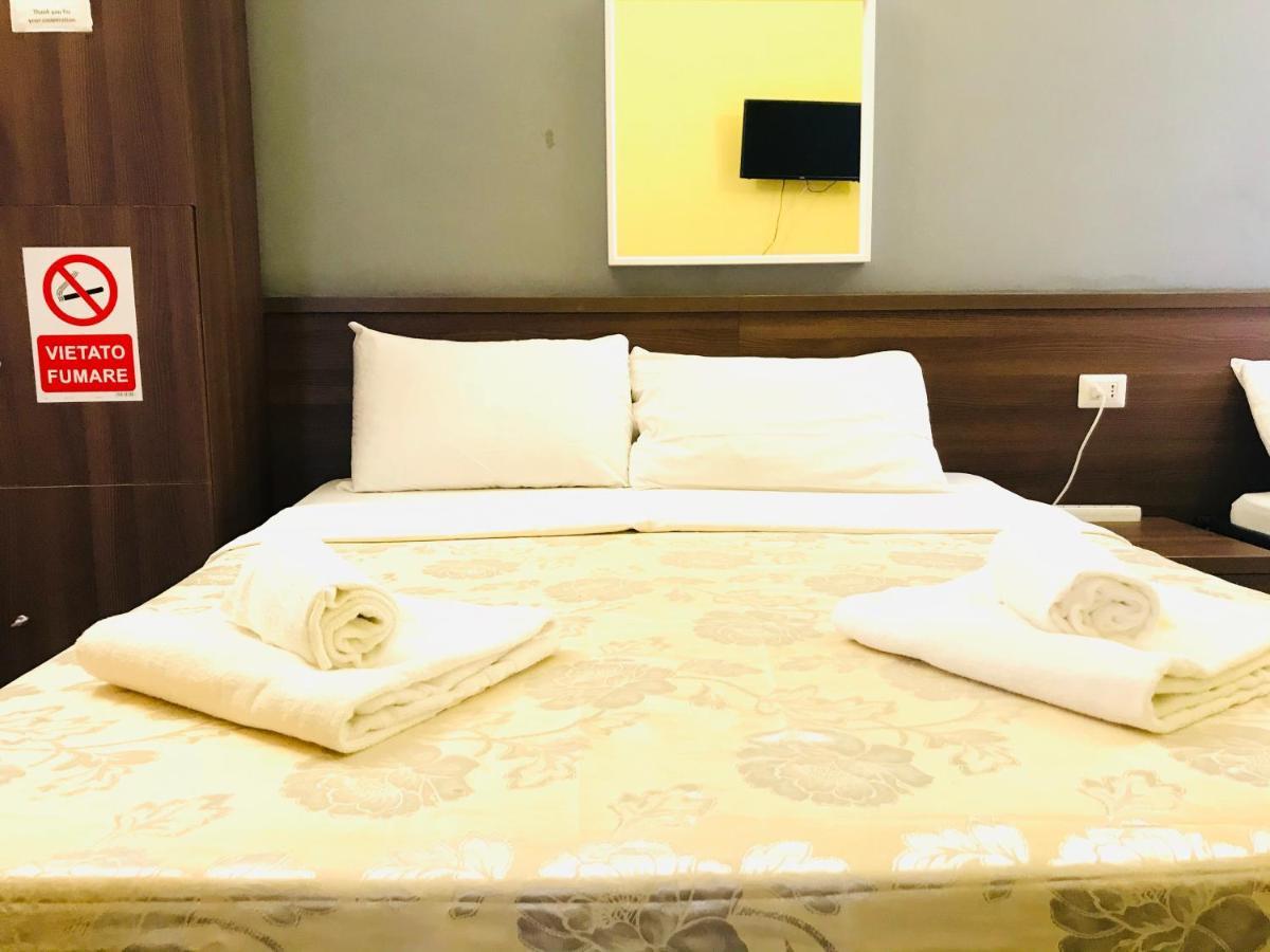 Holiday Rome Termini Hotel Ngoại thất bức ảnh