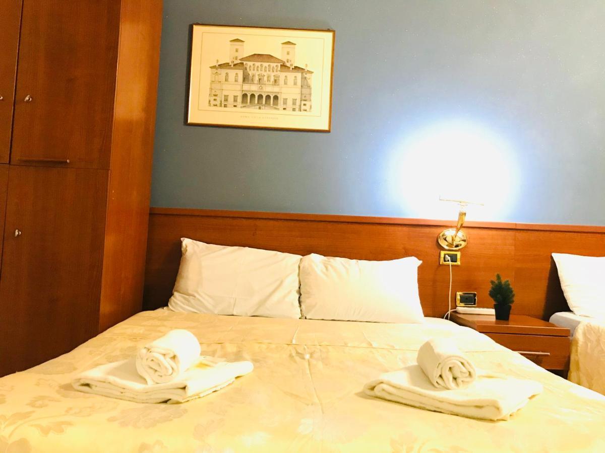 Holiday Rome Termini Hotel Ngoại thất bức ảnh